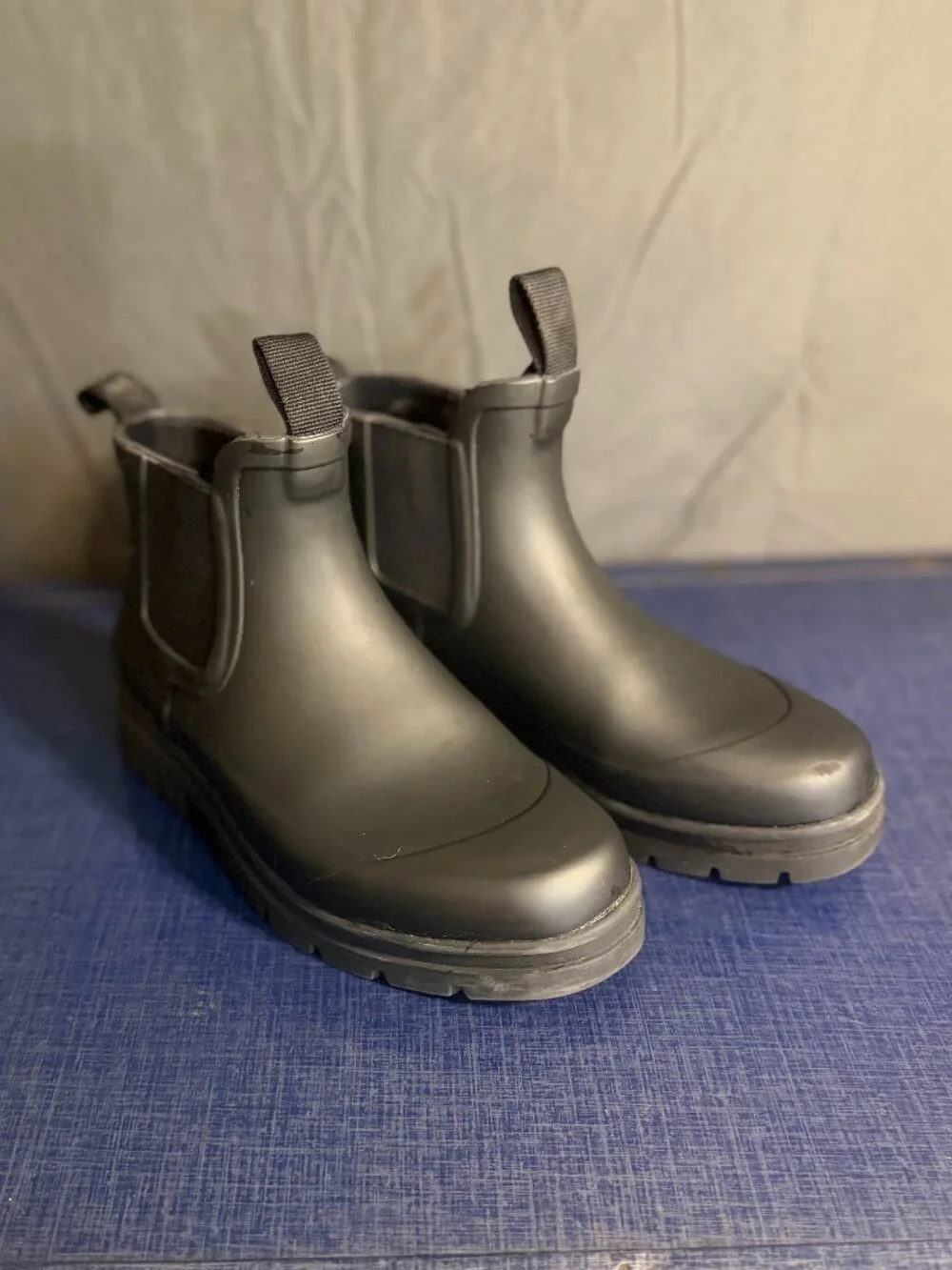 Everlane Chelsea Rain Boots